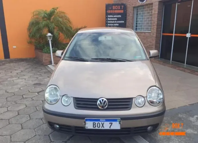 Volkswagen Polo Sedan 1.6 MI 101cv 8V 4P 2006