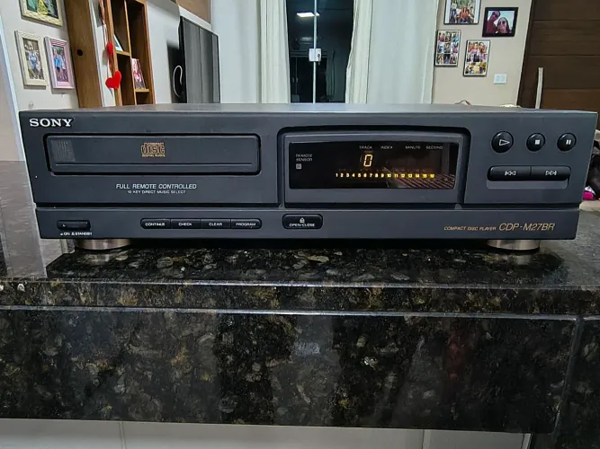 Aparelho de CD Sony CDP-N27BR