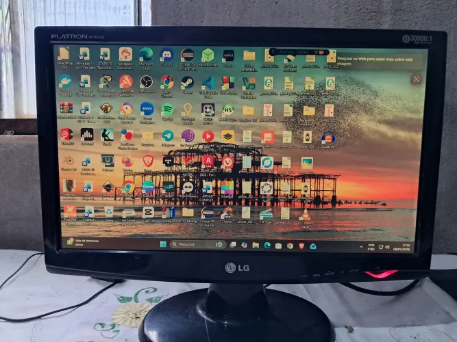 Monitor LG LCD 18,5 Polegadas Flatron usado