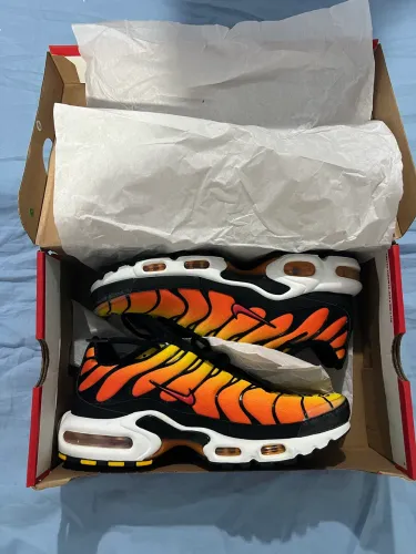 Air max plus sunset 2024 og