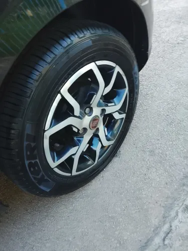 Rodas aro 14 Fiat Com Pneus novos 2.500,00
