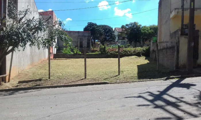 Terreno a venda em Alumínio 