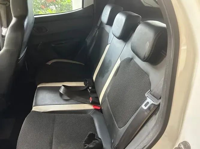 Renault Kwid Intense 1.0 Flex 12V 5P Mec. 2019