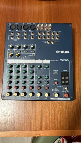 Mesa de Som Yamaha MG102c (10 Canais) - Oportunidade!