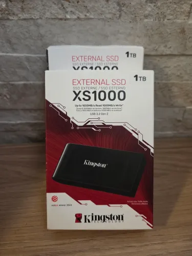 Ssd externo kingston xs 1000