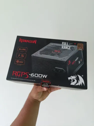 Fonte Redragon 600w 80 Plus 