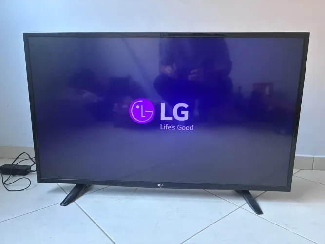 TV LG 42 polegadas tela azulada
