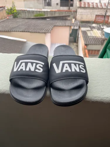 Chinelo Vans