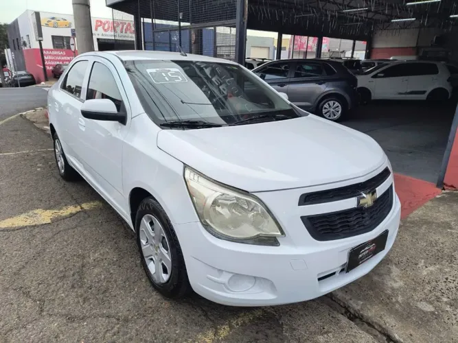 Chevrolet Cobalt LS 1.4 8V Flexpower 4P 2015