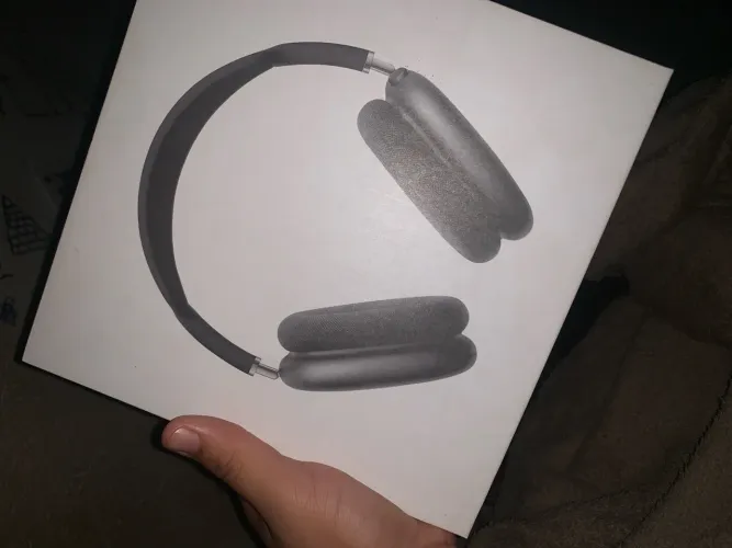 AIRPODS MAX