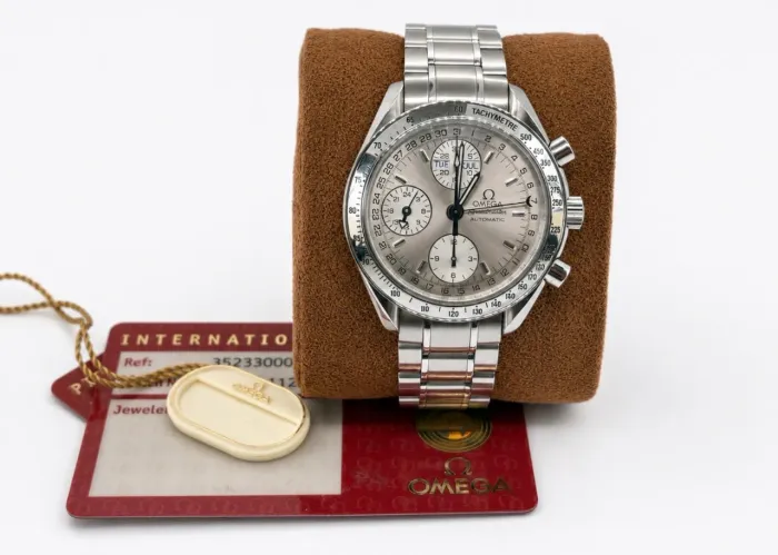 Relógio Omega Speedmaster 39mm Triple Date 