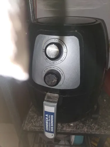 Panela air fry vendo por motivo de viagem