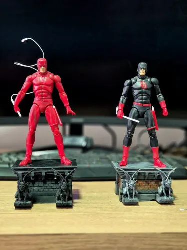 Base Resina Demolidor - Marvel Legends , Mafex , CT Toys - Sem Pintura