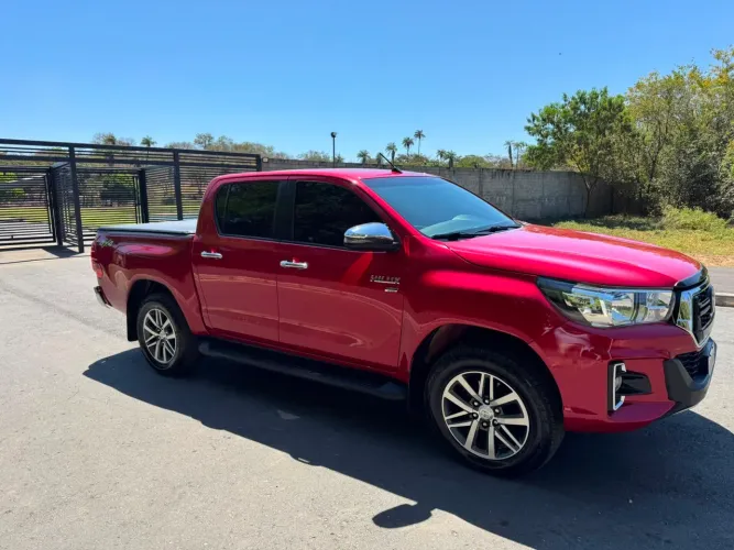Toyota Hilux CD SRV 4X4 2.7 Flex 16V Aut. 2019
