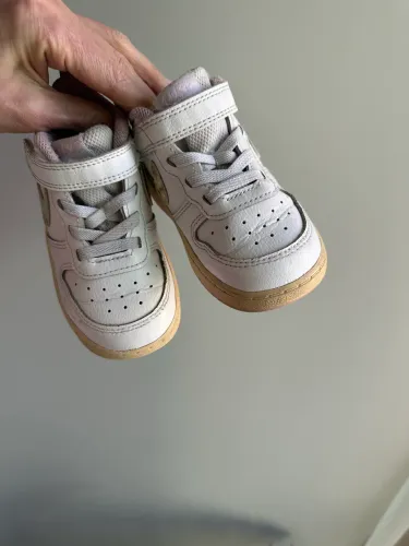 Tênis Nike infantil Menina