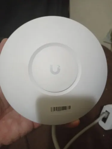 UBIQUITI UNIFI U6+ WI-FI 6 + POE ? SEMINOVO