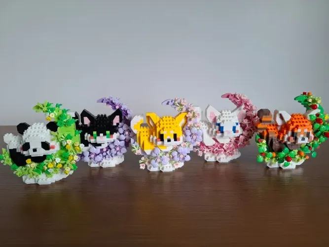 5 Bichinhos Blocos de Montar Mini Lego Cute Moon