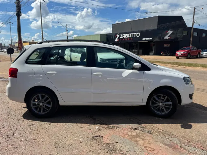 Volkswagen Spacefox 1.6/ 1.6 Trend Total Flex 8V 5P 2011