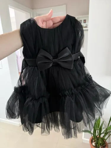 Vestido para bebê preto (festa) para 12 meses