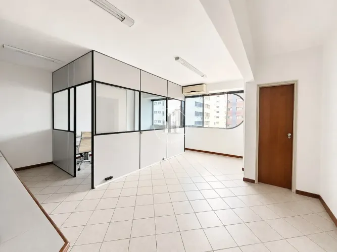 Sala Comercial Centro de Florianópolis 43 m² - BRN