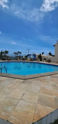 Casa Térrea para aluguel e venda com 370 metros quadrados com 4 quartos em Itapuã - Salvad