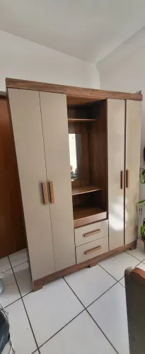 GUARDA ROUPA