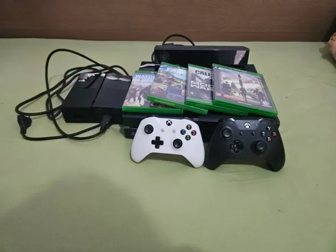 Xbox One Fat + Kinect + 4 Jogos | Leia a descrição