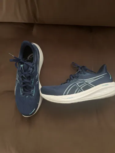 Tênis asics