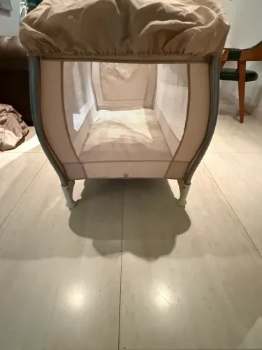 VENDO BERÇO BURIGOTTO PORTÁTIL MODELO ACONCHEGO EM PLENO FUNCIONAMENTO