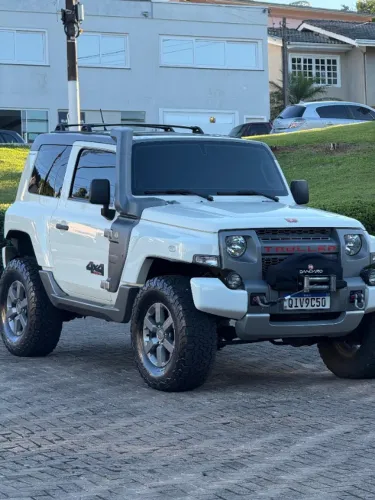 Troller T-4 4X4 3.2 20V TDI Cap. Rígida Diesel 2018