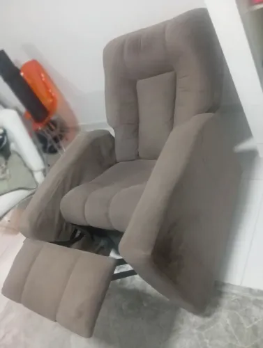 Poltrona reclinável