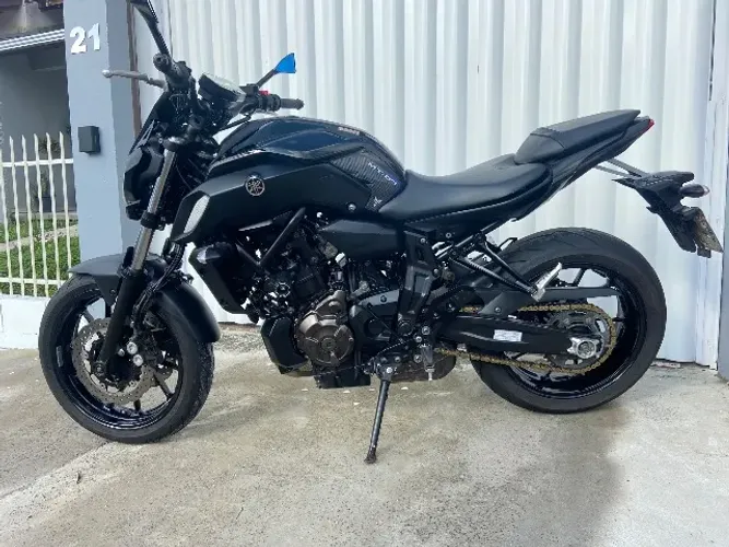MT 07 - Yamaha remapeada com aplicativo de pré corte para vários ajustes.