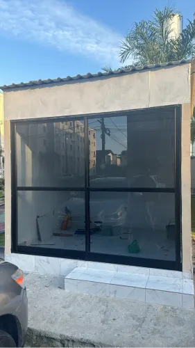 Estrutura para mini mercado autônomo