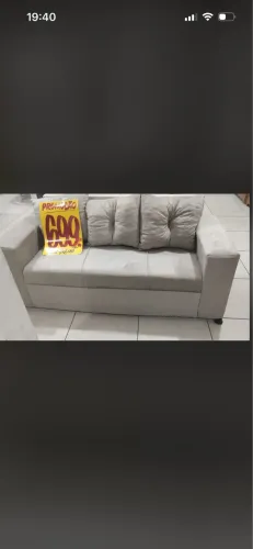 Sofá de 3 lugares apenas 500,00 pra agora