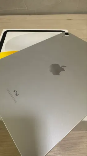 iPad 10