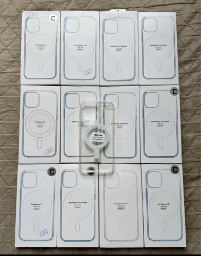 Capas transparente com MagSafe para iPhone