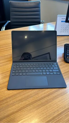 Tablet S9 Samsung com teclado e caneta
