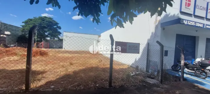 Terrno disponível para locação no bairro Centro em Uberlândia-MG