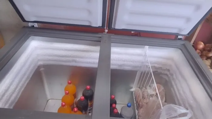 Frizzer único dono gelando muito nova 