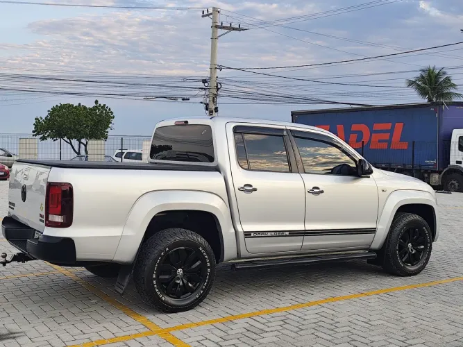 Volkswagen Amarok T. Dark Label CD 2.0 4X4 Dies AUT 2015