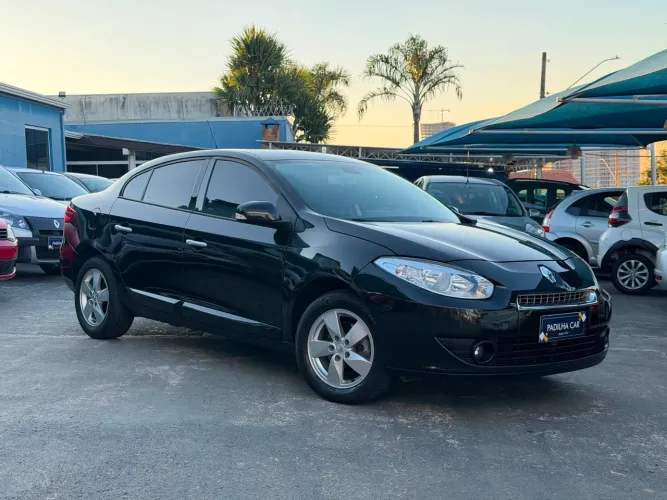 Renault Fluence Sed. Dynamique 2.0 16V Flex Aut. 2013