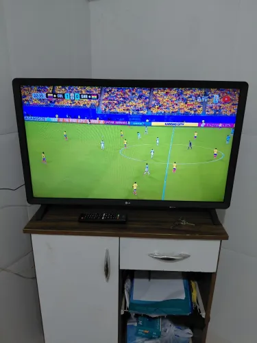 TV SMART 32 POLEGADAS (580)