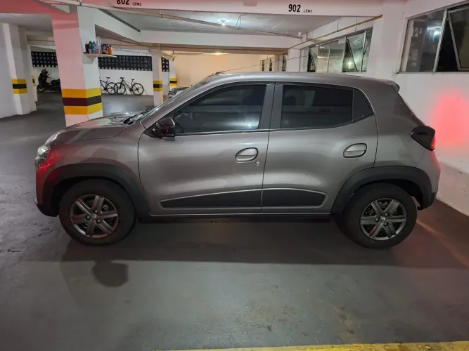 Renault Kwid Intense 1.0 Flex 12V 5P Mec. 2026