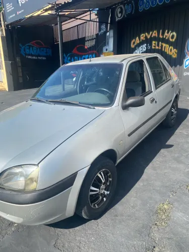 Ford Fiesta GL 1.0 5P 2001