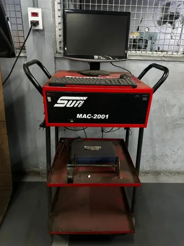 Kit Auto Center