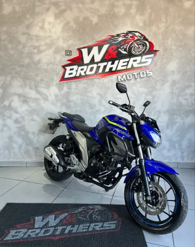 YAMAHA FZ25 2021