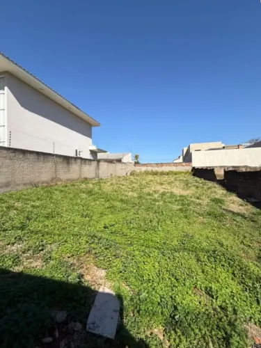 Terreno à venda no Jardim Panorama em Foz do Iguaçu/PR - 389,90m² em excelente localização