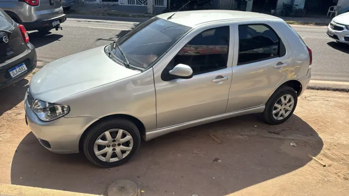 Vendo carro palio 2011/2012
