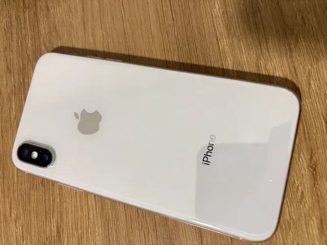 iPhone X/10 - 64gb