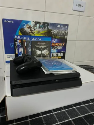 PS4 Slim 500Gb Novíssimo